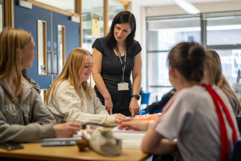Careers Adviser talking with students Careers Adviser talking with students